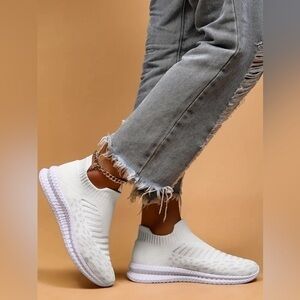 NEW J Slides Urban Sports white slip on Sneakers size 7